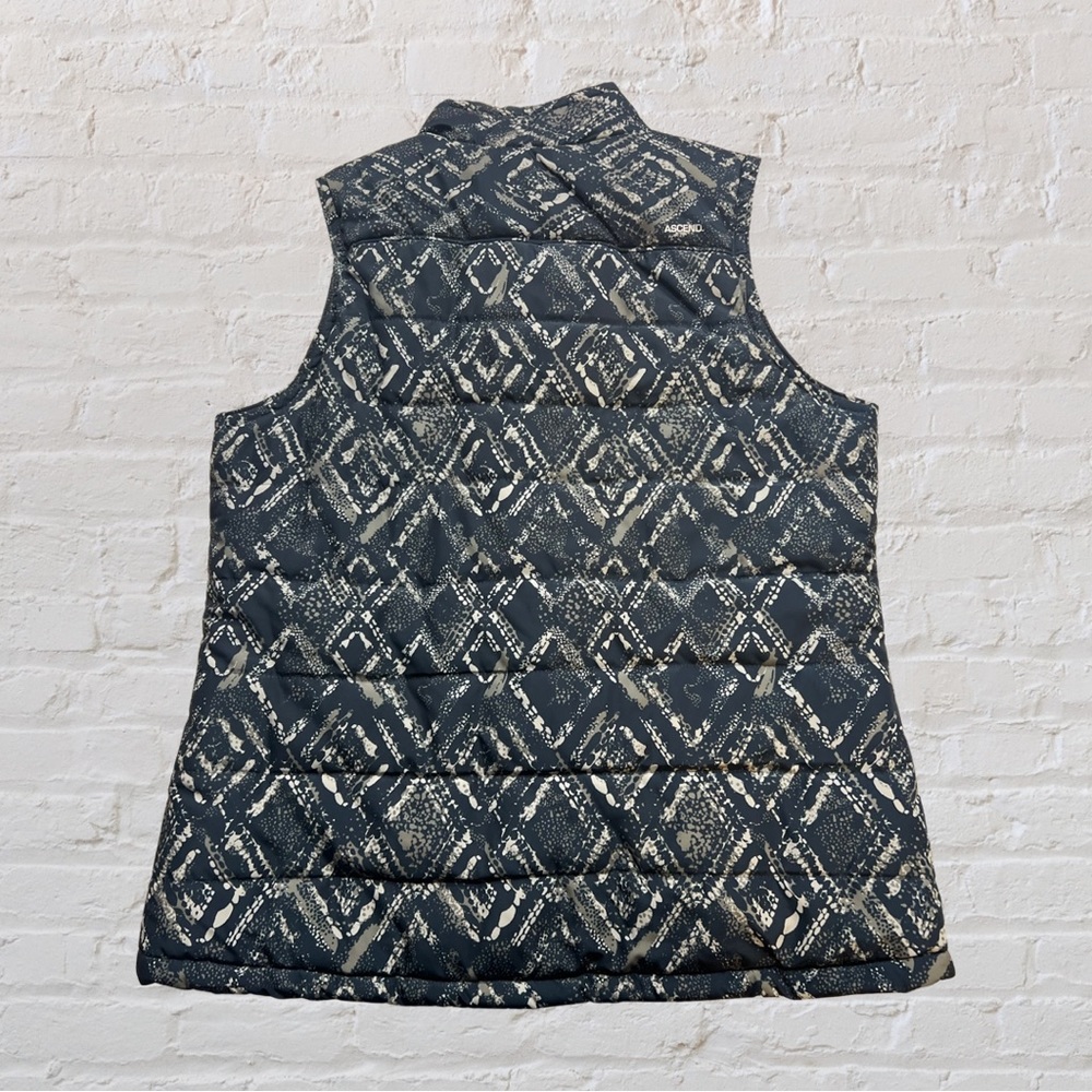 Ascend XL Quilted Women’s Vest